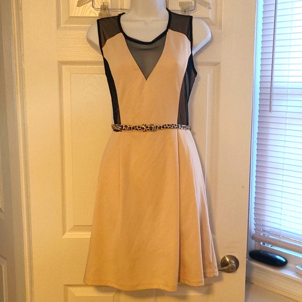 New Beautiful Tan Beige Dress Size L
